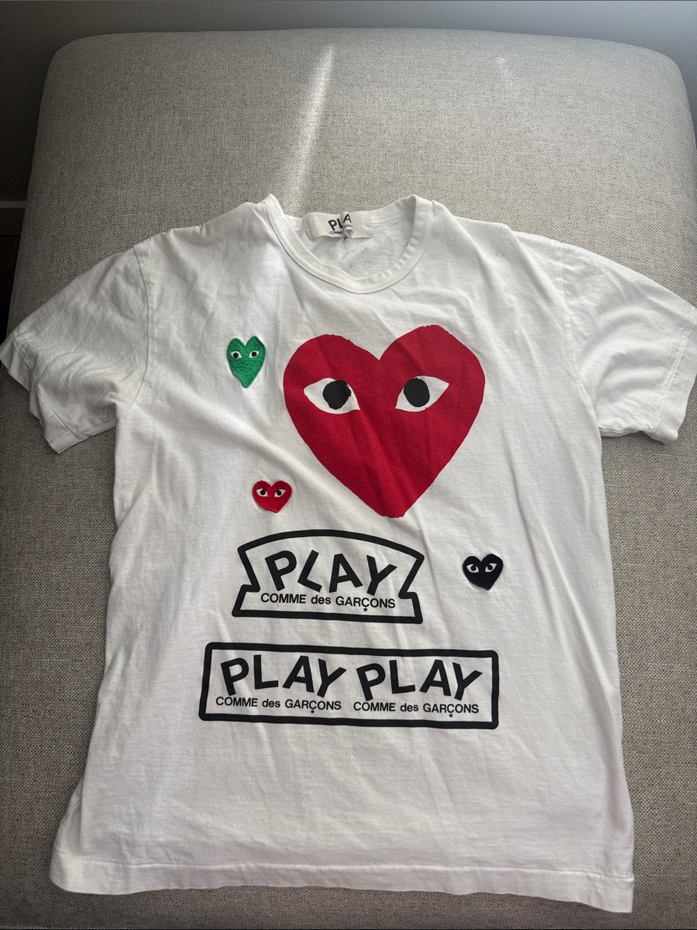Comme des Garcons PLAY White T-Shirt with Red Heart and Multicolor Hearts